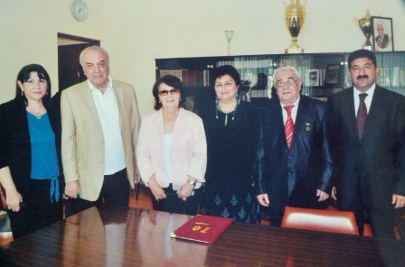 Bu gün vəfat edən məşhur diktor FOTOLARDA