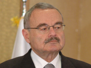 Deputatlar Artur Rasizadənin hesabatını qəbul etdilər