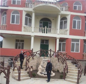 “El” yeni ofislərinin yerini mətbuata açıqlamadı