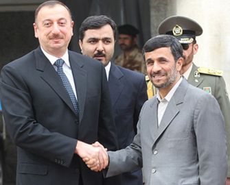 İlham Əliyev Mahmud Əhmədinejada başsağlığı verib