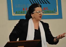 İstefa mədəniyyəti ilə ərsəyə gələn partiya