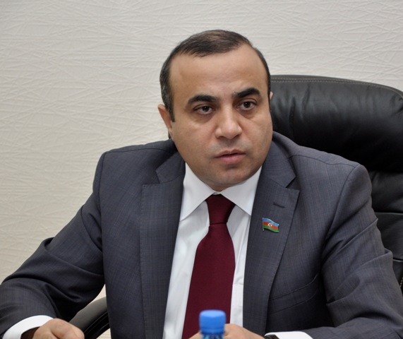 Azay Quliyev təltif edildi