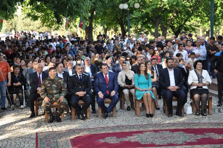 Millət vəkili hərbi hissəyə gedib – FOTOLAR