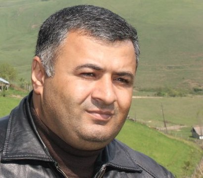 Tanınmış jurnalistə ağır itki üz verib