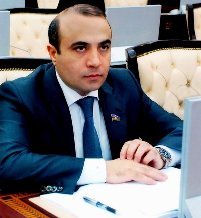 Azay Quliyev AXC ilə bağlı təklif verdi
