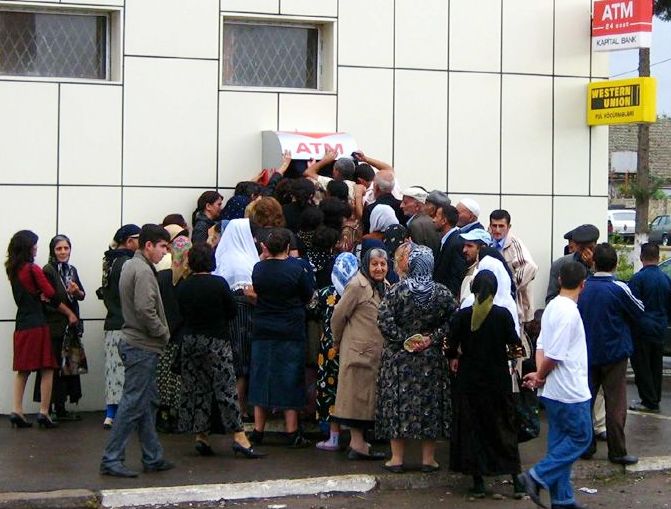 “Əmək pensiyaları haqqında” qanuna dəyişiklik edilir