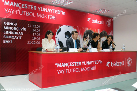 Bakcell 5 uşağı Mançesterə göndərəcək - FOTOLAR