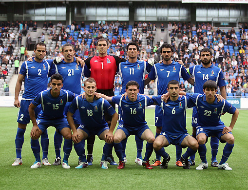 Azərbaycan səfiri millinin futbolçuları ilə görüşüb