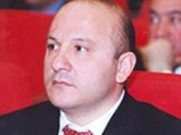 Hüseyn Abdullayevə görə qardaşı işdən çıxarıldı