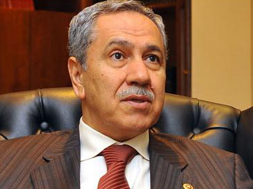 “Qatı mühafizəkar Arınc üzr istəyirsə, bu AKP-nin səhvinin etirafıdır” - ŞƏRH