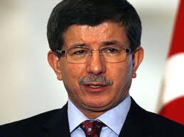 Əhməd Davudoğlu Bakıya gəlir