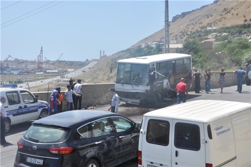 Bakıda dəhşətli avtobus qəzası - FOTOLAR