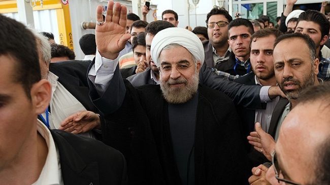 Dünyəvi təhsili olan dini lider - İran prezidentliyinə ən yaxın Həsən Ruhani - FOTOLAR