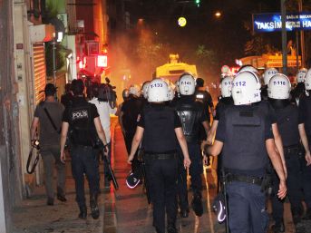 Türkiyədə həbs dalğası- yaralılara yardım edənlər saxlanılır