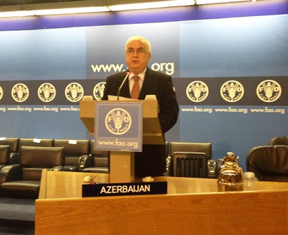 İsmət Abbasov regional strateji planlardan danışıb 