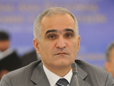Nazir Horadiz şəhərində vətəndaşları qəbul edib