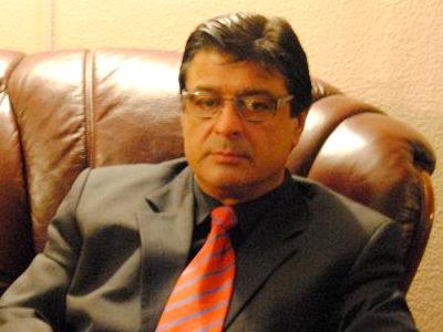 İsa Sadıqov Hüseyn Abdullayevin müdafiəsinə qalxdı