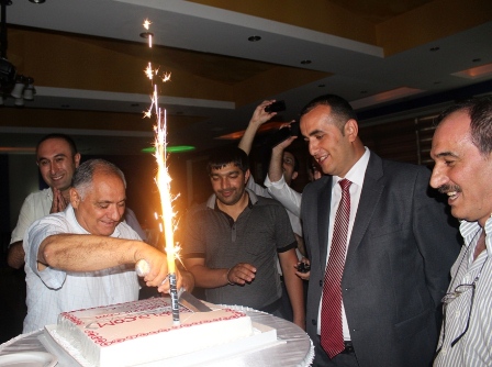 “Xeberle”nin 1 yaşı tamam olub - FOTO