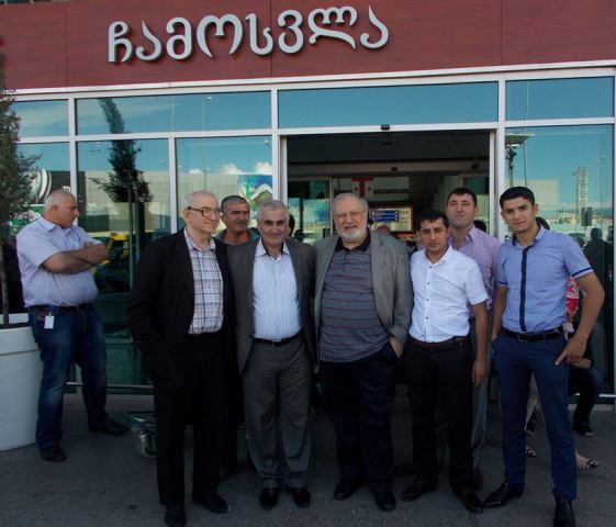 Rüstəm İbrahimbəyov Tiflisdə Milli Şuranın iclasını keçirir - FOTO