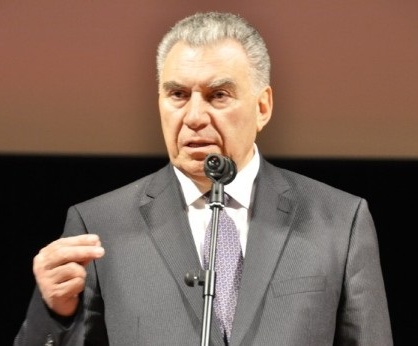 Əli Həsənov: “Leyla Əliyevanın apardığı işə baxın”