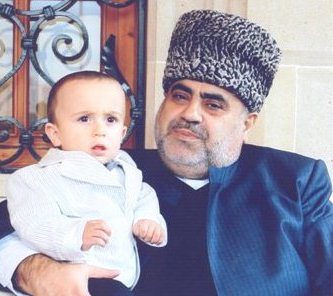 64 yaşlı Allahşükür Paşazadə: “Həyatımda çətin günlər də yaşamışam” - FOTOLAR