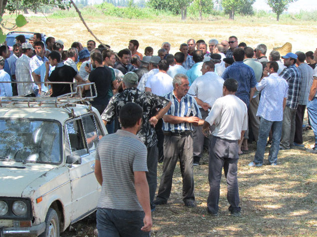 Gürcüstanda dini qarşıdurma - azərbaycanlılar ayağa qalxdı 