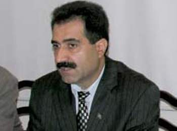 Fərəc Quliyev hələ lazımi sayda imza toplamayıb 