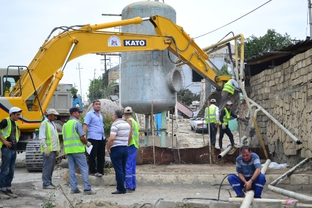 Zabrat yolunda 30 ev söküləcək