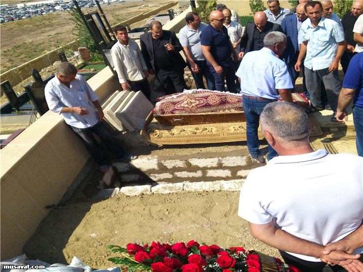 Sirus Təbrizli dəfn olundu - FOTOLAR