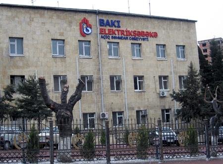 “Bakıelektrikşəbəkə”: “Villa sahibi borcunu ödəməsə, işığını kəsirik” - AÇIQLAMA 