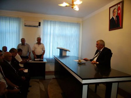 İcra başçısı şəhər sakinlərinin problemləri ilə bağlı tapşırıq verib