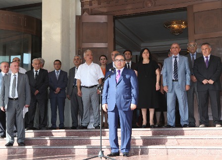 Bakı Dövlət və Dillər universitetlərində tələbələri sevindirdilər