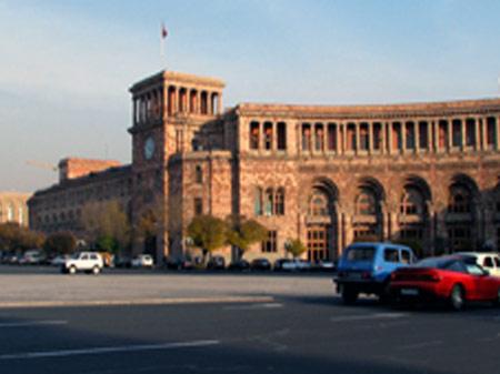 "Heyvanlar da ermənilərdən qaçır”