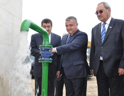 “Azərsu” Salyanda bir kəndi əziyyətdən qurtardı - FOTOLAR