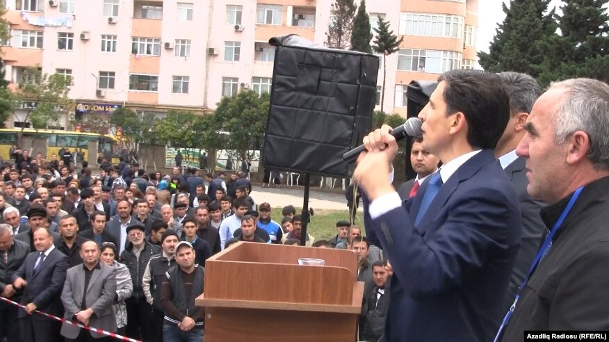 Zahid Oruc Bakıda mitinq keçirdi