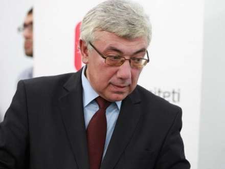 Eldar Namazov partiya yaradır