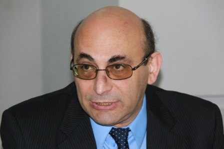 Arif Yunus: “Polad Bülbüloğlunun fikirləri ilə qətiyyən razı deyiləm”