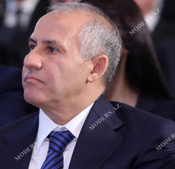 “Federasiya rəhbəri vəzifəsində qalıb-qalmamaq keçmiş nazirin özündən asılıdır”