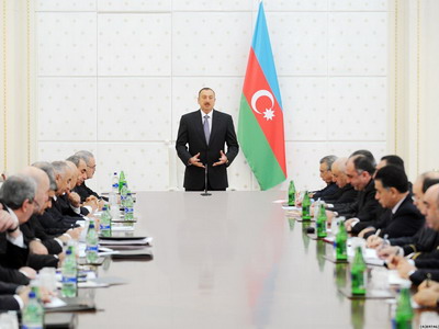 Prezident 15000 manat maaş alacaq 