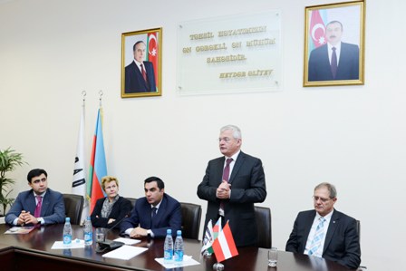  Avstriyalı qonaqlar Bakı Ali Neft Məktəbində olublar