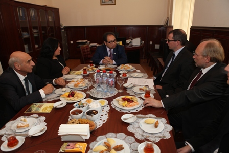Polşanın ölkəmizdəki səfiri Mikal Labenda BDU-da olub