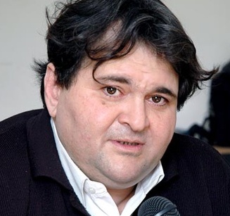 Ayaz Salayevin “Ağ-qara gecələr”i işıqlandırılacaq