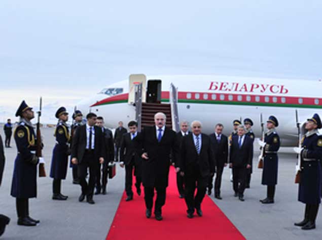 Belarus prezidentinin Azərbaycana rəsmi səfəri başlayıb