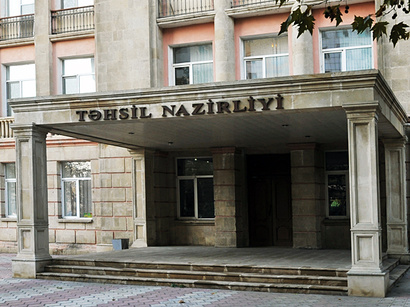Təhsil Nazirliyi xaricə göndərilən tələbələrin necə seçildiyini AÇIQLADI
