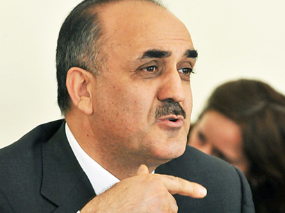 Səlim Müslümov 14 TSEK rəhbərini işdən azad edərək iclasdan qovub 