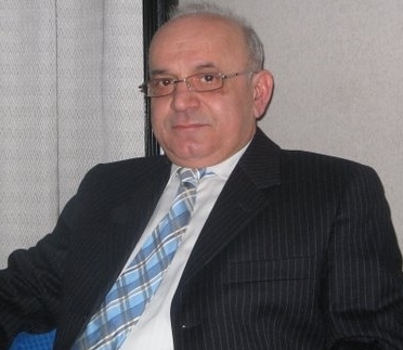 Mirzə Xəzər: “2004-də Bakını təzyiq altında tərk etməli oldum”  - MÜSAHİBƏ