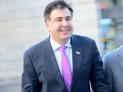 Saakaşvili Kiyevdəki meydana gedir