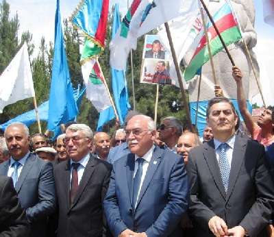 Əvəz Temirxan: “Liberallar Milli Şurada olmasa da, onun mitinqinə qatıla bilərlər” 