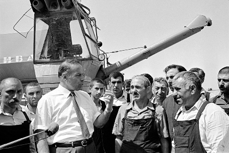 Heydər Əliyevə aid fotoalbomun təqdimatı olub-FOTOLAR