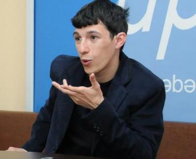 Elçibəyin oğlu: “Atamın yadigarlarını Arxiv İdarəsinə təhvil verəcəyik”